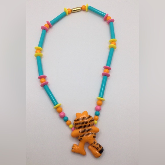 A Very Rare Vintage 1981 Avon Garfield Pastel Choker Necklace - Picture 2 of 3
